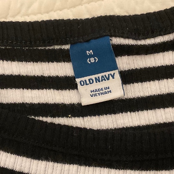 Old Navy black & white tank top size M (8) - Picture 2 of 4